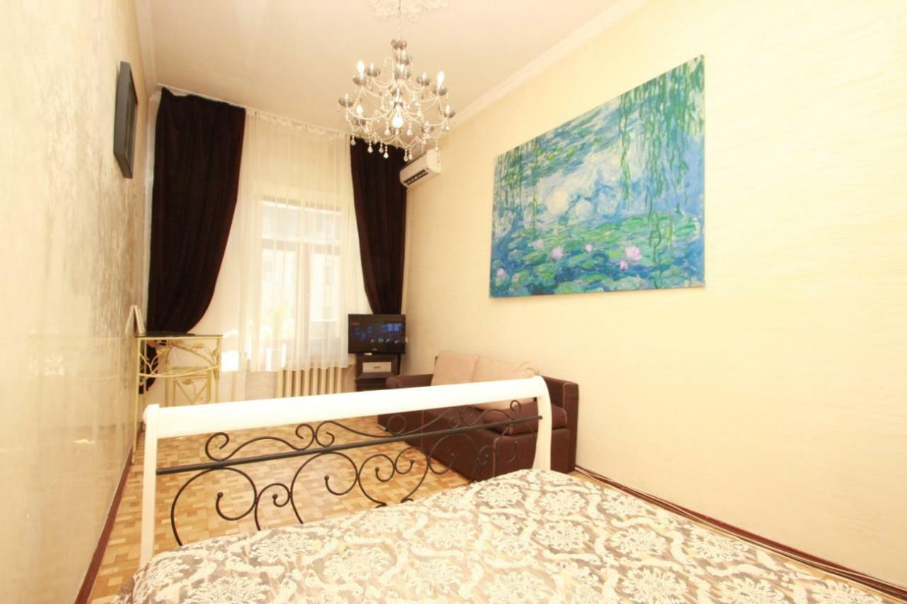 Apartmens Near Opera House Apartman Odessza Szoba fotó
